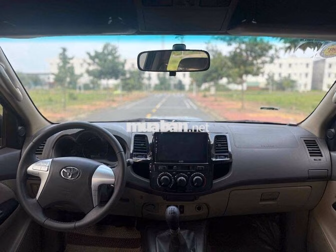 Toyota Fortuner 2014 2.5G - 240000 km