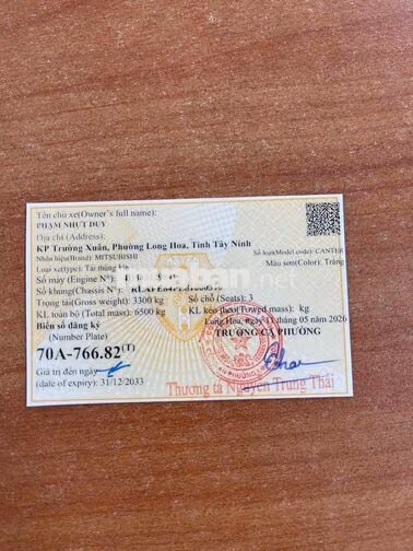 Toyota Corolla Altis Bạc 5 chỗ giao lưu xe tải