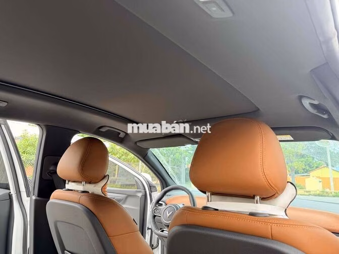 VinFast VF8 Plus 2025 Trắng 6.300km