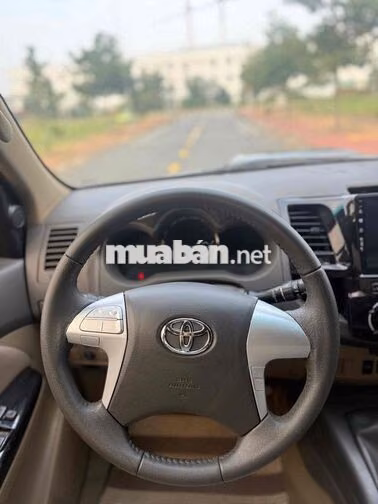 Toyota Fortuner 2014 2.5G - 240000 km