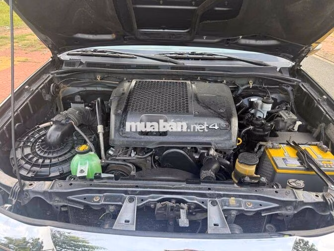 Toyota Fortuner 2014 2.5G - 240000 km