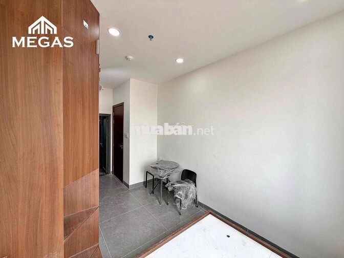 Mới khai trương - Ban công - Cửa sổ - Đầy đủ nội thất - LÊ THỊ RIÊNG