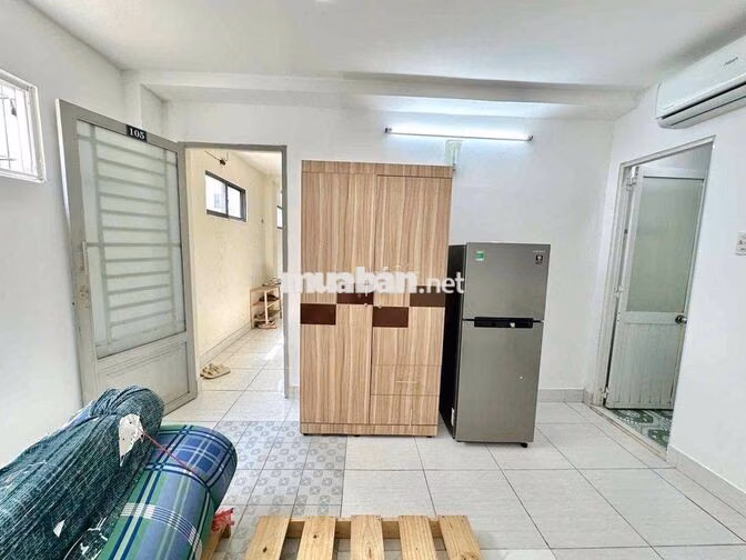 PHÒNG STUDIO FULL NỘI THẤT GIÁ 3tr9 có thể ở liền cửa sổ trời