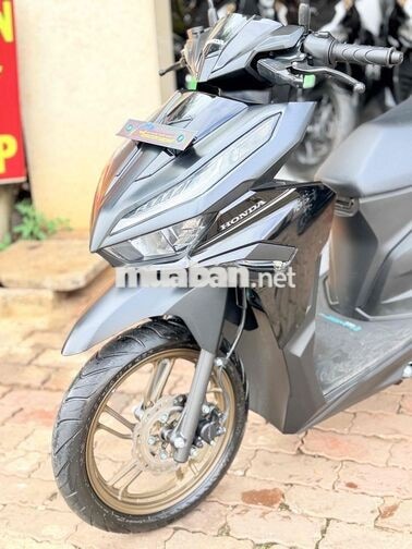 VARIO #2025 KHÁCH MUA DÒNG BỎ MẪU