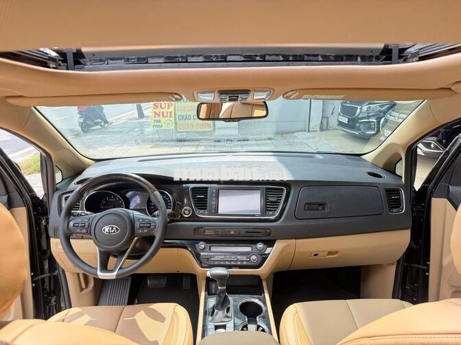 KIA Sedona 2021 Bản Full Xăng Đen 58222 km