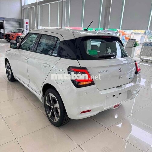 Suzuki Swift Hybrid 2026 nhập Nhật giao ngay