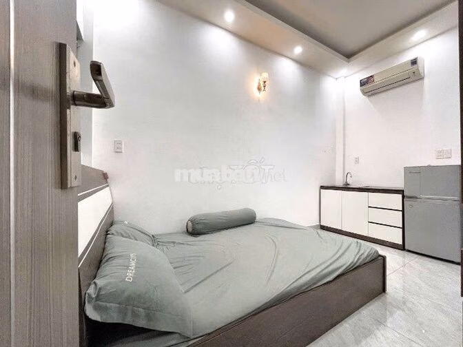 Thang máy , đủ nội thất Thoại Ngọc Hầu - Quách Hữu Nghiêm - Phú Thạnh