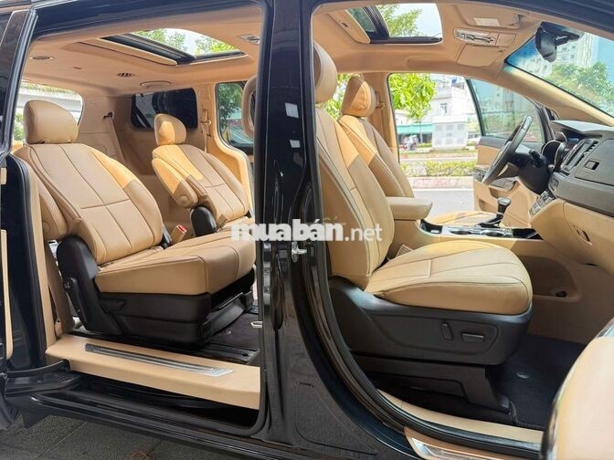 KIA Sedona 2021 Bản Full Xăng Đen 58222 km