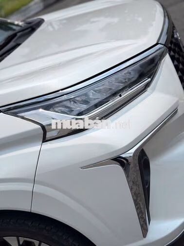 Toyota Veloz Cross Top 2023 Trắng 5v5 full hãng