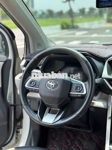 Toyota Veloz Cross Top 2023 Trắng 5v5 full hãng
