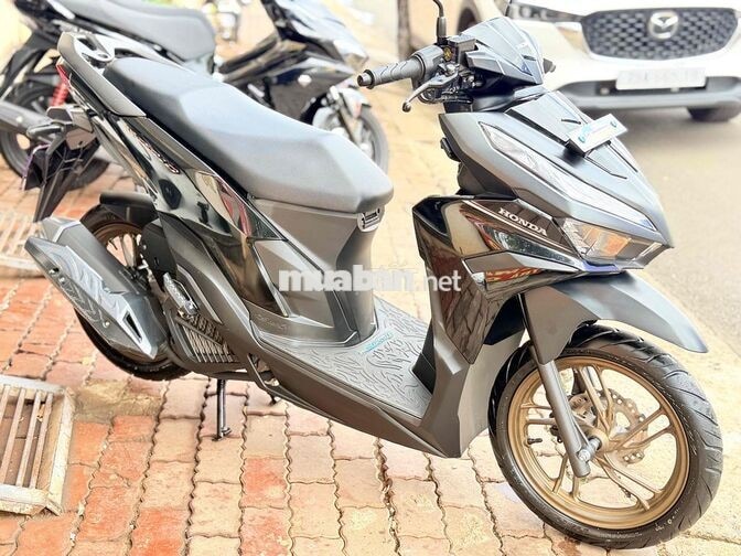 VARIO #2025 KHÁCH MUA DÒNG BỎ MẪU