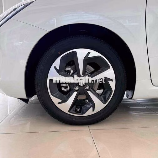 Suzuki Swift Hybrid 2026 nhập Nhật giao ngay