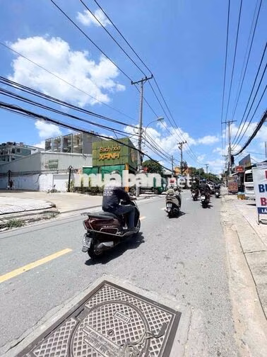 Đất mặt tiền An Dương Vương cách võ văn kiệt 500m