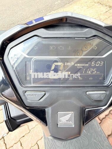 VARIO #2025 KHÁCH MUA DÒNG BỎ MẪU