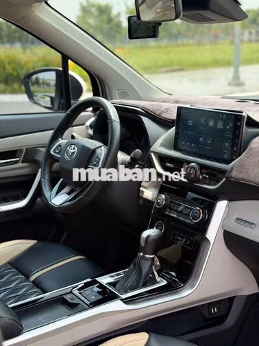 Toyota Veloz Cross Top 2023 Trắng 5v5 full hãng
