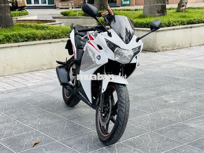 Honda CBR Trắng 150 nhập thái máy zin xe đẹp