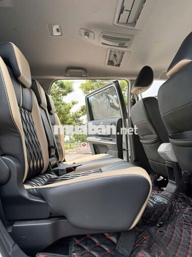 Toyota Veloz Cross Top 2023 Trắng 5v5 full hãng