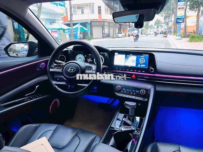 Hyundai Elantra Đặc biệt 2024 Đen 26.000 km