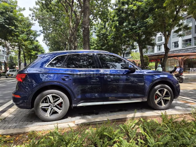 BÁN XE AUDI Q5 BẢN SPORT SẢN XUẤT 2017 NGUYÊN BẢN, GIÁ CHỈ 668 TRIỆU