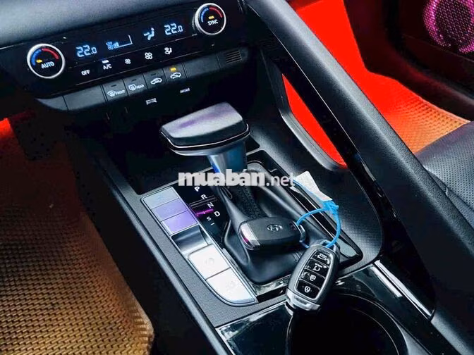 Hyundai Elantra Đặc biệt 2024 Đen 26.000 km