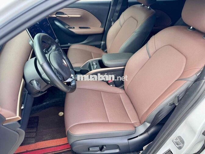 VF6 Plus 2025 siêu lướt 23.000km đẹp xuất sắc