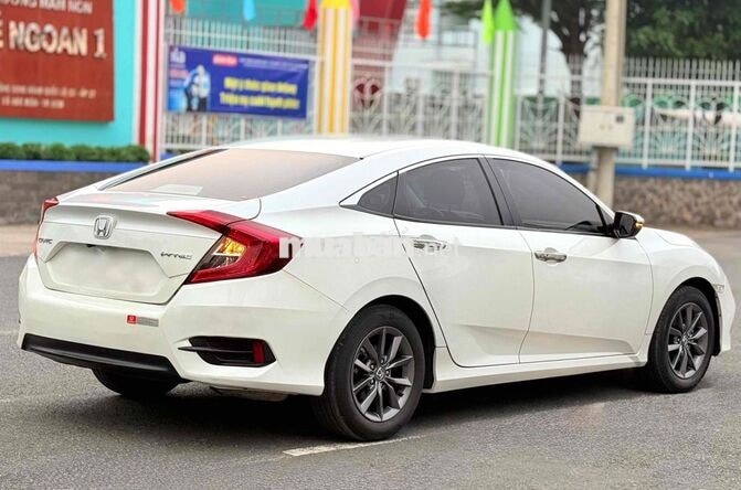 Honda Civic 2021 Gen 10 1.8G Trắng xe zin giá tốt