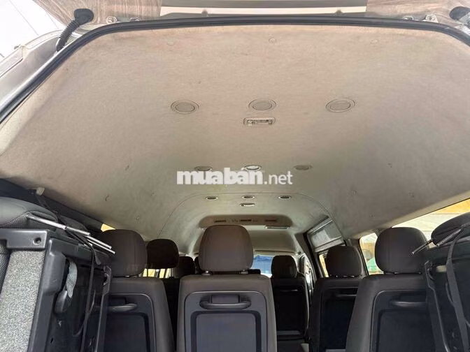Toyota Hiace 2017 16 chỗ, máy xăng, cty XHĐ
