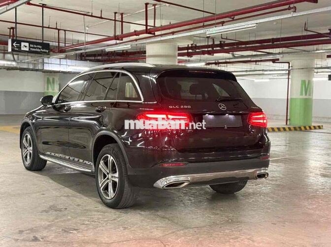 Mercedes GLC250 4Matic 2017 Đen