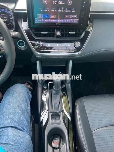 Toyota Corolla Cross 1.8V 2024 Đỏ 18.000 km