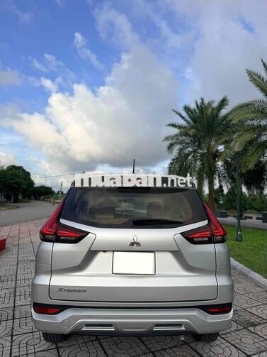 Mitsubishi Xpander 1.5 AT 2019 Bạc