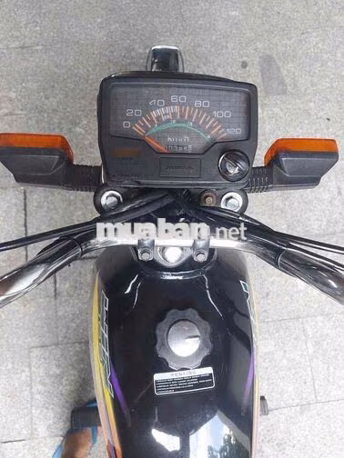 Honda Win 100 Indonesia Đen