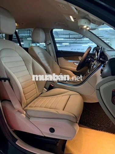 Mercedes GLC250 4Matic 2017 Đen