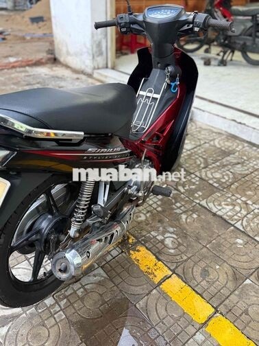 Yamaha Sirius Thể thao Đỏ đen