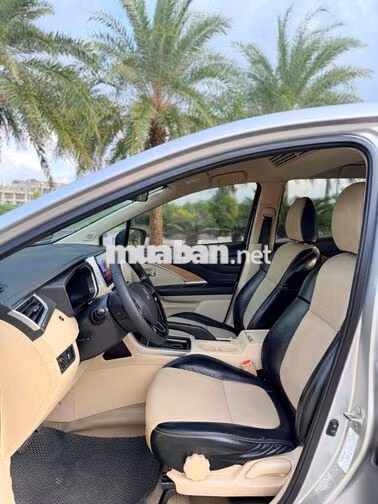 Mitsubishi Xpander 1.5 AT 2019 Bạc