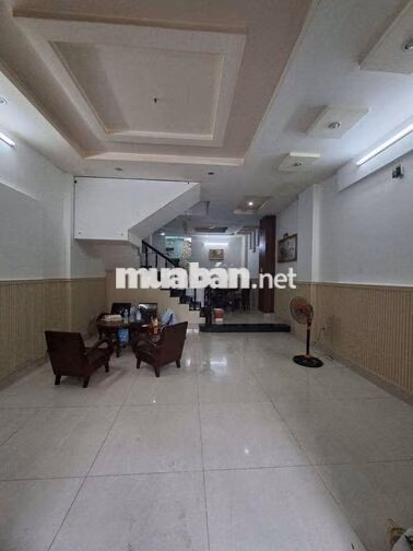 cho thuê nhà ngay chợ thạnh xuân  đường 10m giá 10 tr/ tháng
