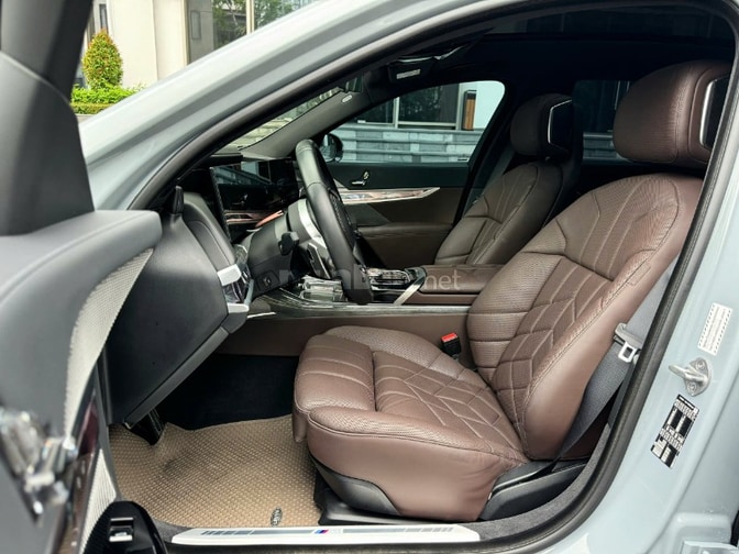 BÁN XE BMW 735i MSPORT, SERI 7 G70, SX 2023, NHẬP KHẦU ĐỨC