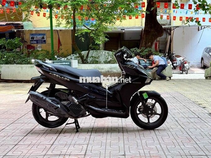 Honda Air Blade 125 4Val 2023 Đen Special 29K2