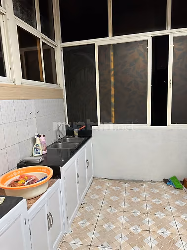 Cho thuê nhà tại 11/85 ngõ chùa Liên Phái - Bạch Mai - Hà Nội