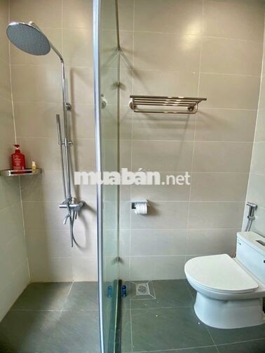 Cho thuê nhà góc Chà Là HT2T sát công viên – 2 tầng – 9tr/tháng
