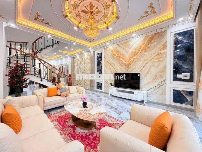 ❌Siêu Phẩm Hoàng Gia LuXuRy Phiên Bản Giới Hạn Ngay Trung Tâm Thành Ph