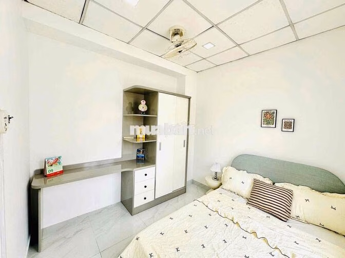 Phòng 1pn 1pk, ban công_diện tích 40m2_hẻm 74 Trương Quốc Dung