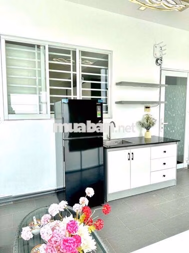 Phòng 1pn 1pk, ban công_diện tích 40m2_hẻm 74 Trương Quốc Dung