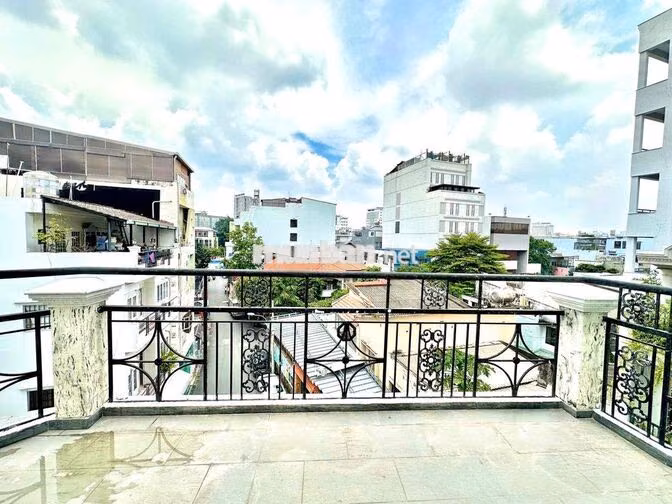 Phòng 1pn 1pk, ban công_diện tích 40m2_hẻm 74 Trương Quốc Dung