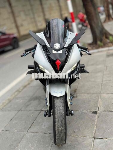 Yamaha R15 V3 lên full dáng body R1  full đồ chơi