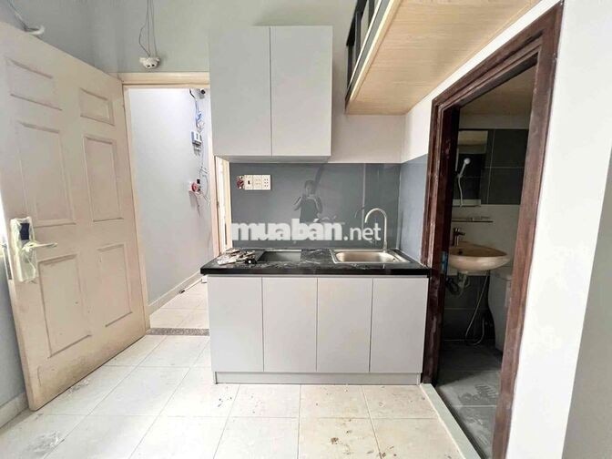 PHÒNG MỚI XÂY 100% SIÊU XỊN NẰM NGAY GẦN CẦU KINH THANH ĐA
