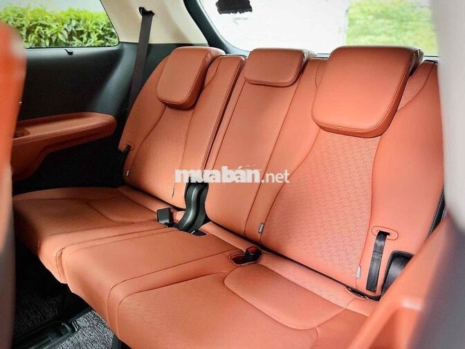 Kia Carnival 2.2D Signature 2025 7 chỗ Đen