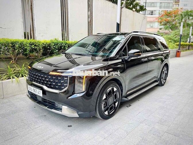 Kia Carnival 2.2D Signature 2025 7 chỗ Đen