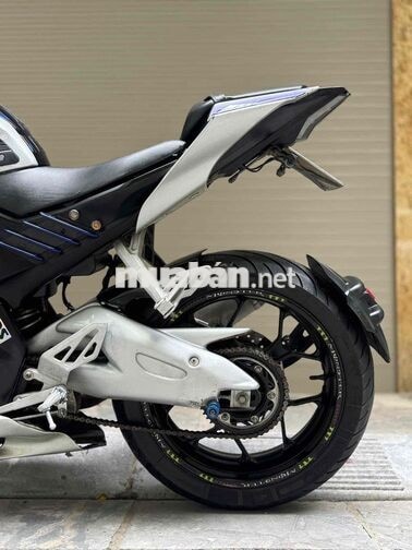 Yamaha R15 V3 lên full dáng body R1  full đồ chơi