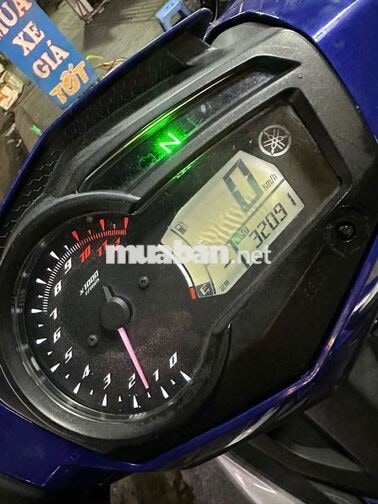 Exciter 150.2016.đẹp nguyên zin.máy êm. chính chủ 