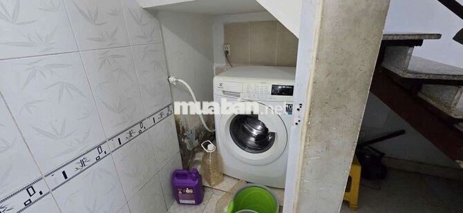 nhà cho thuê hẻm 253 trần xuân soạn  full nội thất , 1 lầu 2pn 2wc